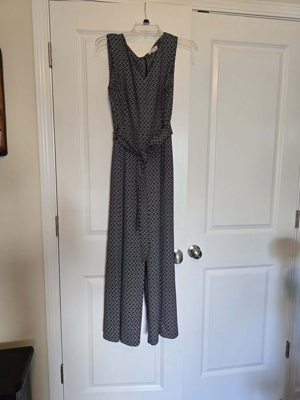 Calvin Klein Black and White Patterned Sleeveless Jumpsuit with Waist Tie